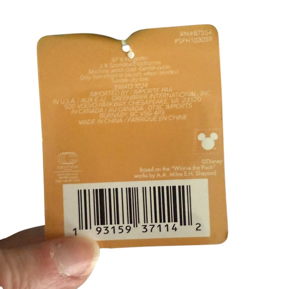 WINNIE THE POOH Green‎ St. Patty's Graphic Novelty Crew Socks, 4/10 - Picture 3 of 3